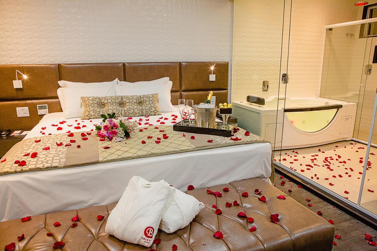 Bristol Vicosa Hotel Экстерьер фото