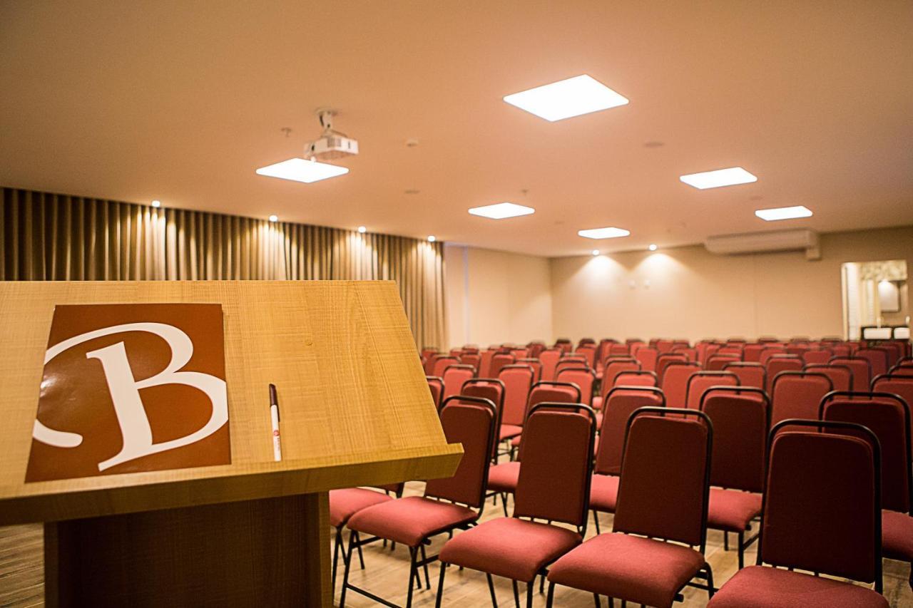 Bristol Vicosa Hotel Экстерьер фото