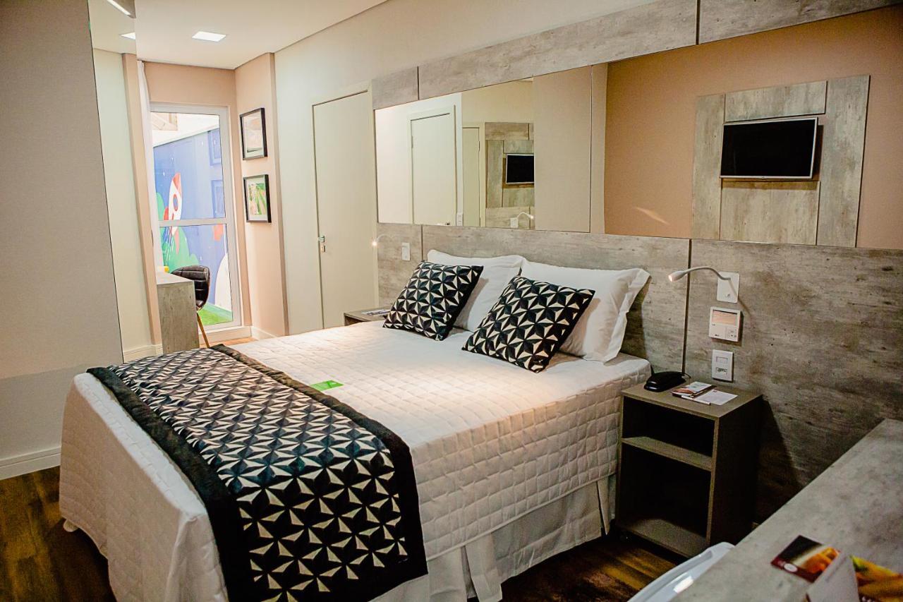 Bristol Vicosa Hotel Экстерьер фото